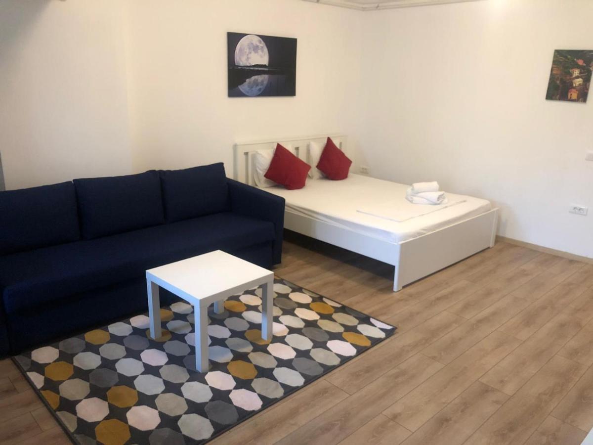 Beside Airport Apartment Otopeni Exterior foto