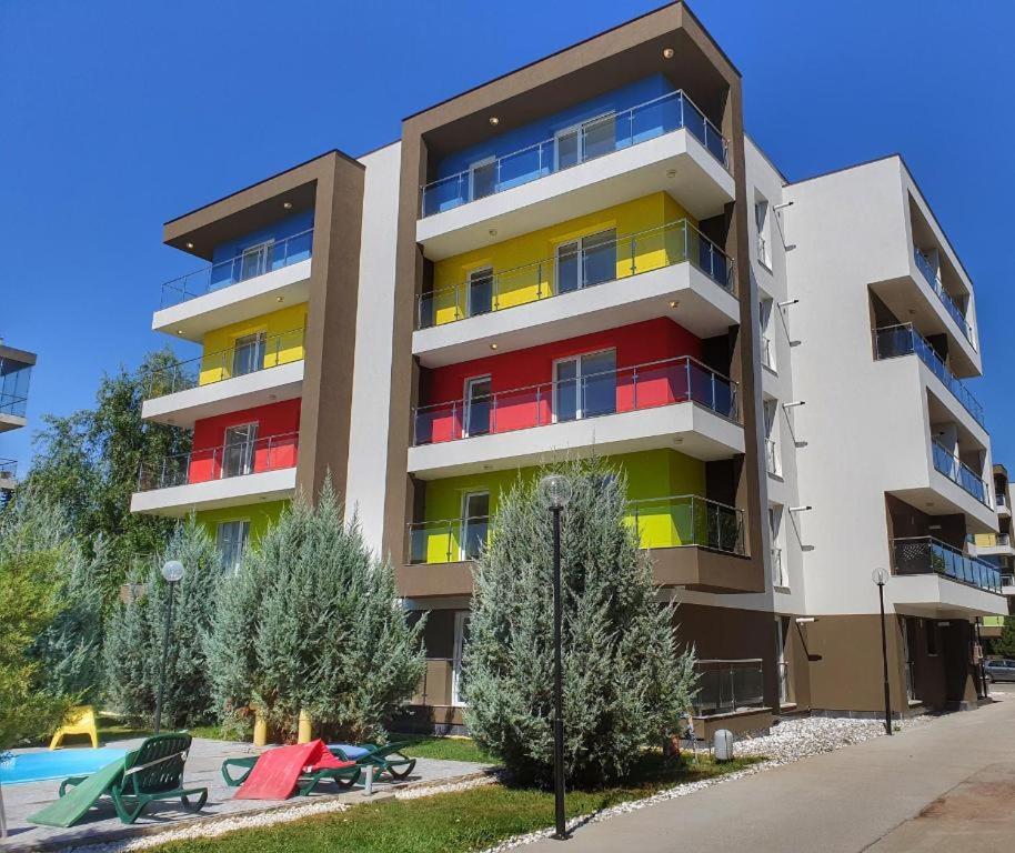 Beside Airport Apartment Otopeni Exterior foto